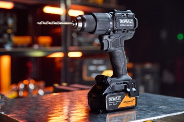 pol_pl_Wiertarko-wkretarka-Dewalt-DCD86MP2T-51247_11.jpg