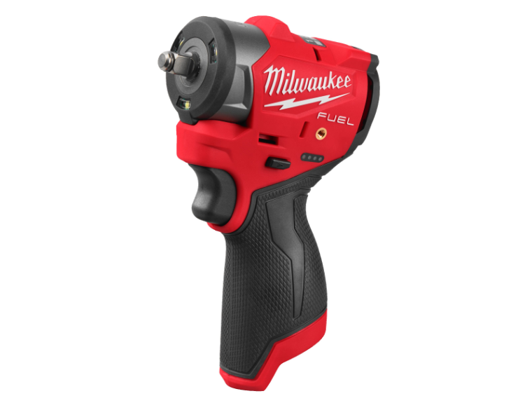 Milwaukee-M12-FSCIWF38-0---Subkompaktowy-Klucz-Udarowy-z-pierscieniem-⅜″.png
